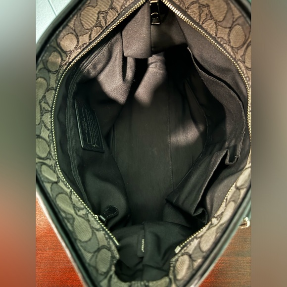 Coach Signature Black Shoulder Tote Bag F36185 - Picture 9 of 12